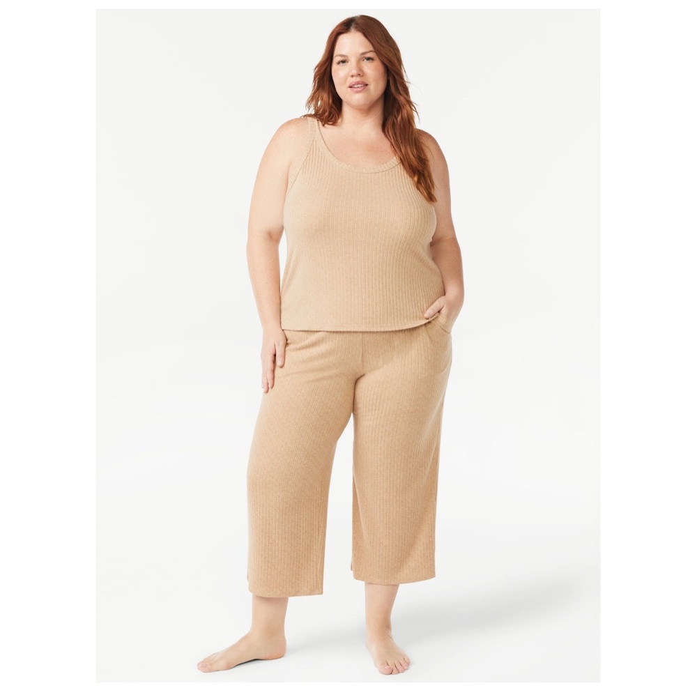 Tank top and cropped pant set! Gorgeous color, soft t shirt fabric!